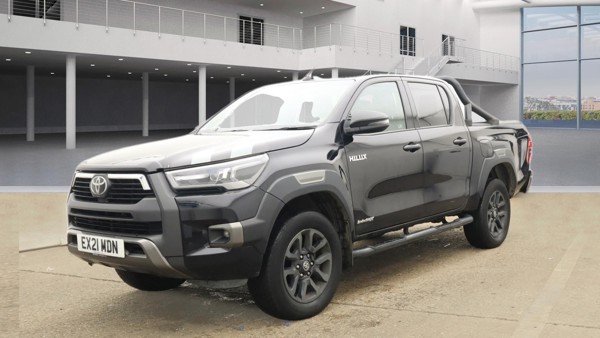 TOYOTA Hilux